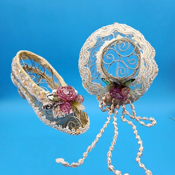 Vintage Ivory Lace Shoe & Hat Ornaments Pink Rose Rhinestone French Country Deco - Picture 2 of 11